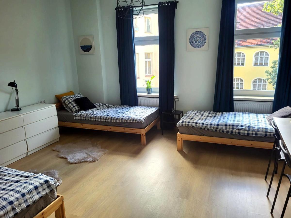 Lemuria Hostel Wroclawska Centrum Lehnice Exteriér fotografie